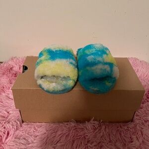 Cute Ugg Fluff Yeahs for Toddlers!